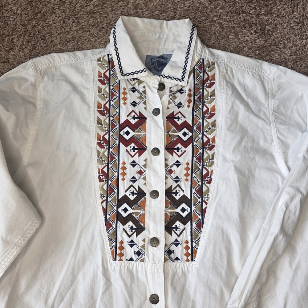 Women's Vintage Western Style Embroidered Button Down Shirt Size Medium - Picture 3 of 11
